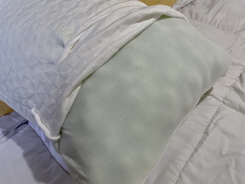 Sweet Night Pillow Layer