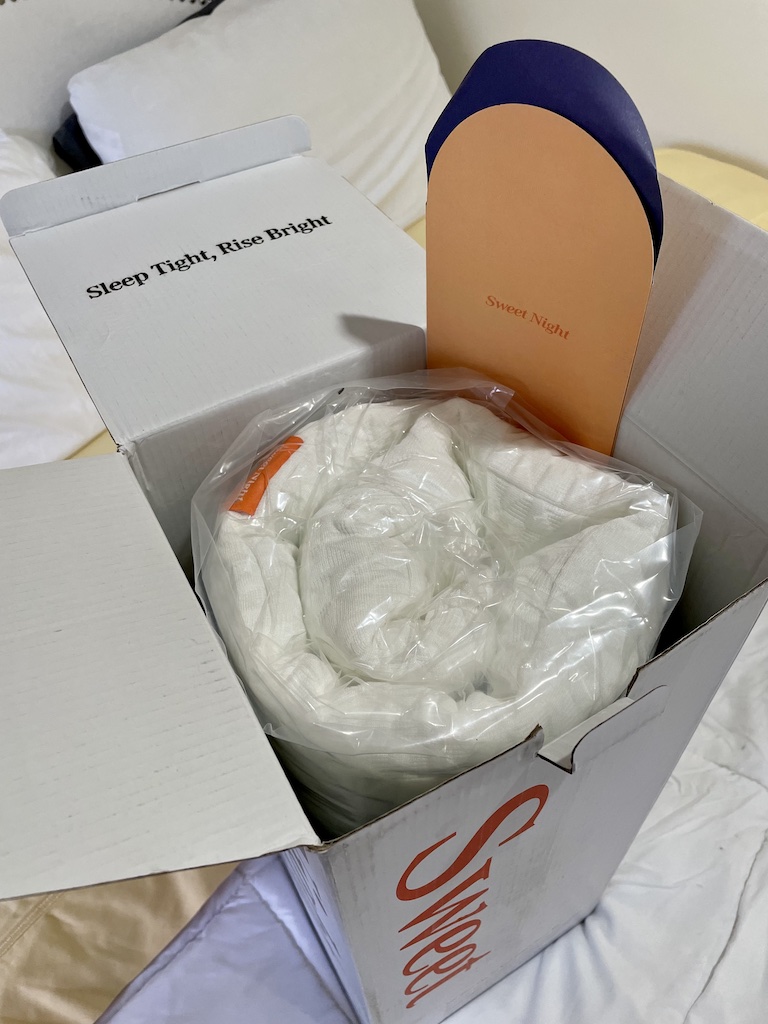 Sweet Night Pillow Unboxing