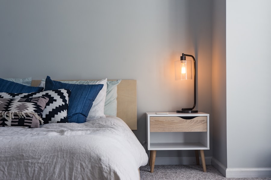 Fresh white pillows and bedding on a bed